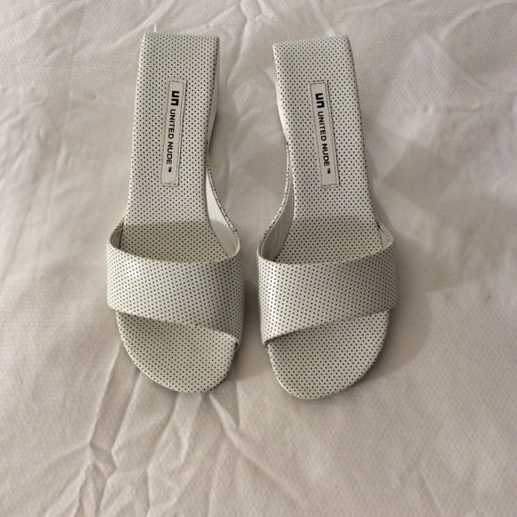 UN United Nude Mobius Polka Dot Leather Wedge Shoe - Picture 1 of 11